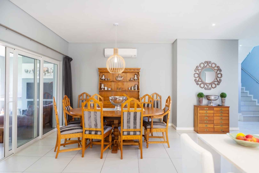 4 Bedroom Property for Sale in Val De Vie Estate Western Cape